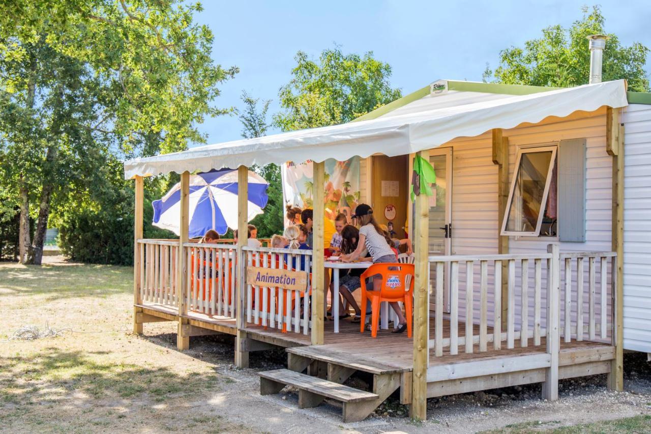 Mobil Home Xxl 4 Chambres - Camping Le Domaine D'Oleron Foulerot Exterior photo